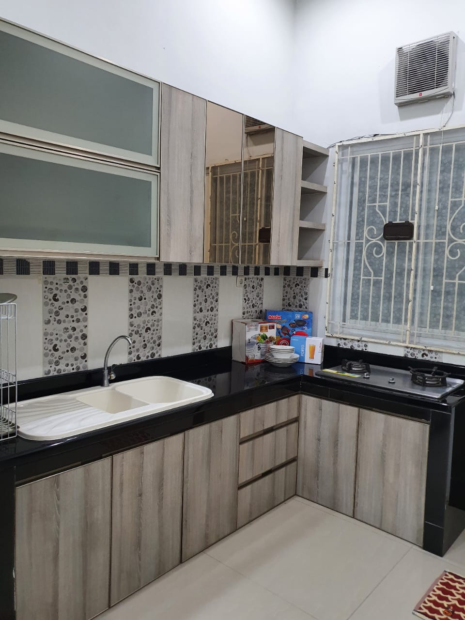 Rumah Dijual di Cluster Taman Simpruk Lippo Cikarang